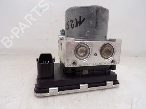 Used ABS pump BMW 1 (F40) 118 i (136 hp) 32652778