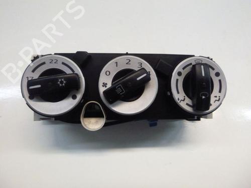 Airco bedieningspaneel MITSUBISHI COLT VI (Z3_A, Z2_A) 1.3 (Z21A) (95 hp) 33142068