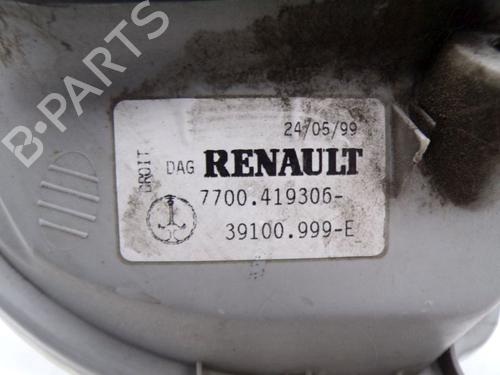 Right headlight RENAULT TWINGO I (C06_) 1.2 16V (C06C, C06D, C06K) | BP30189575C29