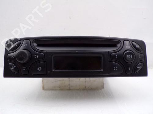 Used Radio Radio MERCEDES-BENZ C-CLASS (W203) C 220 CDI (203.006, 203.008) (143 hp) 33158351 33158351