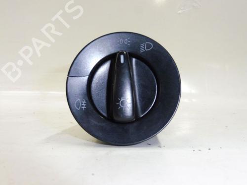 Commande de phare VW GOLF IV Variant (1J5) 1.4 16V (75 hp) 32636769