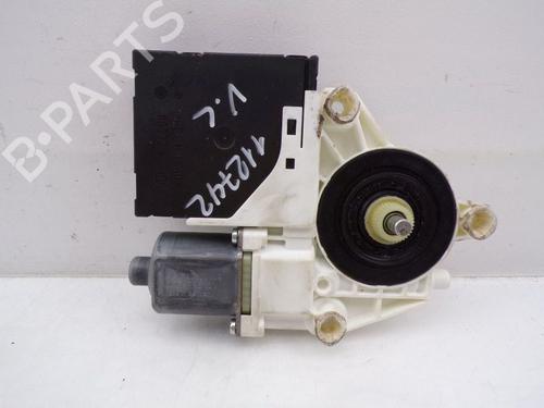 Left front window motor VW GOLF V (1K1) 1.9 TDI | BP32841668E21 - Image 3