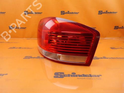 Right taillight AUDI A3 (8P1) 1.6 | BP32646535C35