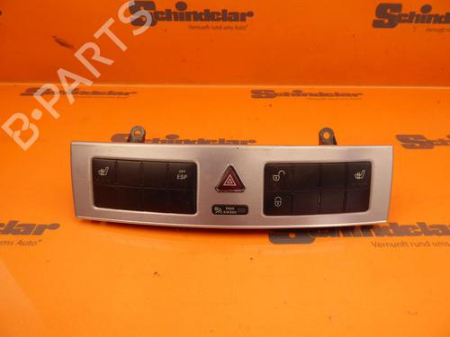 Used Switch Switch MERCEDES-BENZ C-CLASS T-Model (S203) C 280 4-matic (203.292) (231 hp) 33147850 33147850