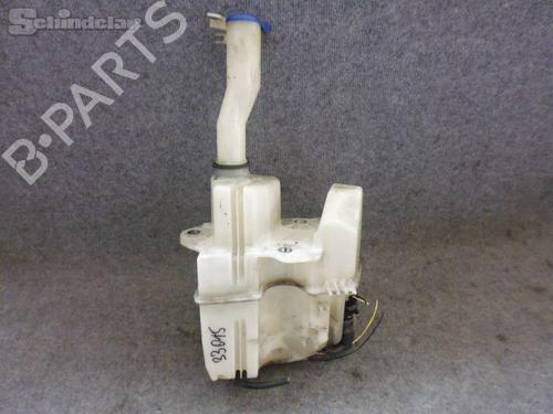 Used Windscreen washer tank VOLVO S80 I (184) 2.0 (163 hp) 33138425