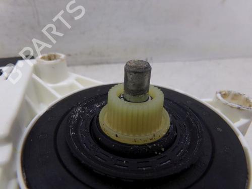 Motor elevalunas delantero izquierdo VW GOLF V (1K1) 1.6 | BP30047469E21