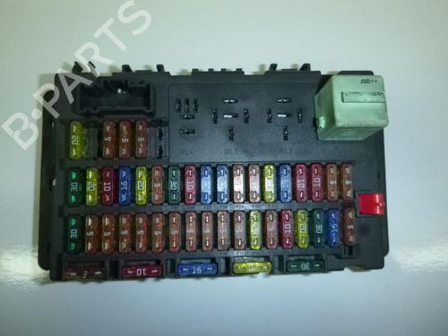 Caixa de fusíveis MINI MINI (R50, R53) Cooper (116 hp) 33143089