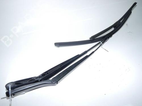 Used Front windshield wiper arm Front windshield wiper arm VW PASSAT B6 Variant (3C5) 2.0 TDI (140 hp) 33139235 33139235