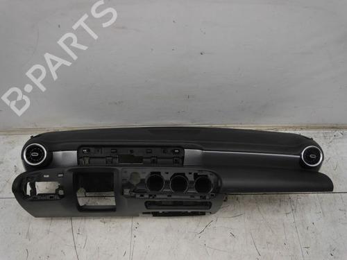 Used Dashboard MERCEDES-BENZ CLA Shooting Brake (X118) CLA 180 (118.684) (136 hp) 31865761