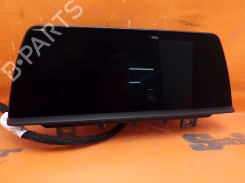 Used Display monitor BMW 1 (F20) 116 d (116 hp) 32647360