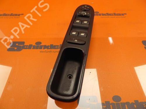Switch RENAULT CLIO III (BR0/1, CR0/1) 1.2 16V (BR02, BR0J, BR11, CR02, CR0J, CR11) | BP24390358I30