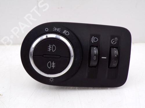 Used Headlight switch OPEL MERIVA B MPV (S10) 1.4 (75) (140 hp) 29644890