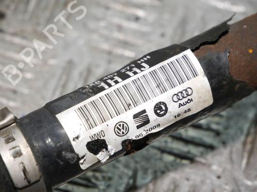 Drivaksel fortil venstre VW TOURAN (1T1, 1T2) 1.4 TSI | BP29827764M38 