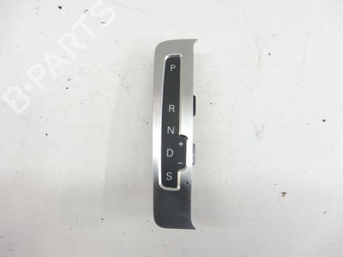 Used Shift knob AUDI A5 (8T3) 1.8 TFSI (170 hp) 32636179