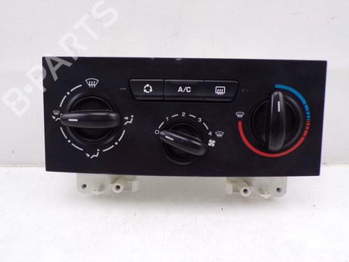 climate-control-citroen-c4-coupe-la_-2004-2005-2006-2007-2008-2009-2010-2011-2012-2013-30670090 main image