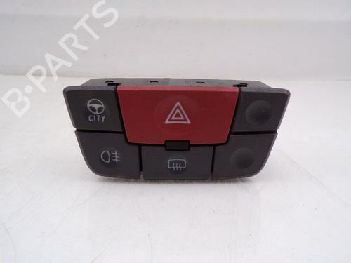 Warnblinkschalter für FIAT PANDA (169_) 1.1 (169.AXA1A) (54 hp) 32839541