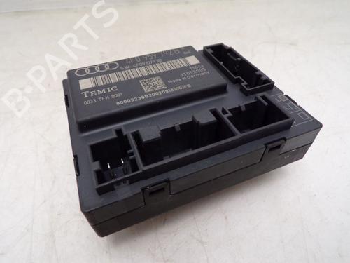 Used Electronic module Electronic module AUDI A6 C6 (4F2) 2.4 (177 hp) 33156449 33156449