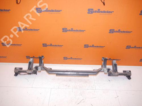 Used Front bumper reinforcement JAGUAR XJ (X350, X358) 4.2 (298 hp) 32831475