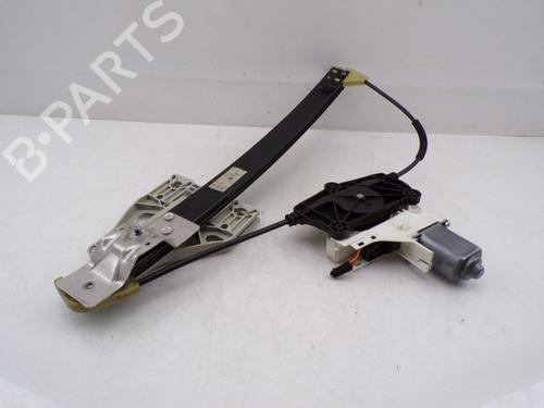 Rudehejsemekanisme venstre bagtil AUDI A4 B8 Avant (8K5) 2.0 TDI (150 hp) 32653284