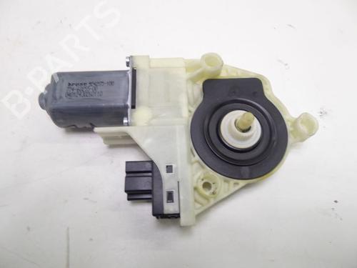 Used Left front window motor PORSCHE PANAMERA (970) 3.0 D (250 hp) 24388671