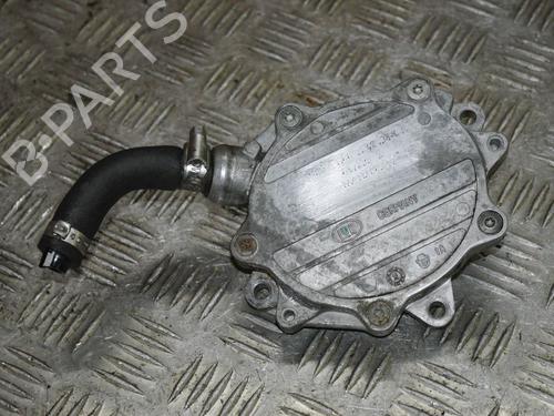 Used Vacuum pump BMW 3 (E90) 318 i (129 hp) 26668264
