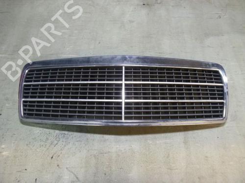 Grill Grill MERCEDES-BENZ E-CLASS T-Model (S210) E 240 T (210.261) (170 hp) 33138894 33138894