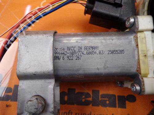 Front left window mechanism BMW 5 (E60) 530 d | BP32643352C22