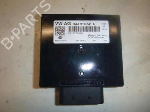 Used Control unit Control unit VW TOURAN (1T3) 1.6 TDI (105 hp) 33141456 33141456
