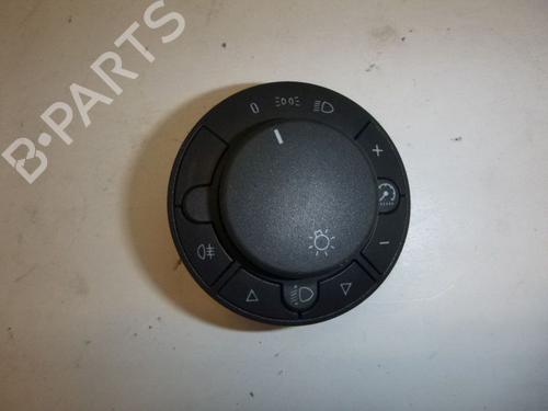 Used Headlight switch OPEL CORSA D (S07) 1.3 CDTI (L08, L68) (75 hp) 32823998