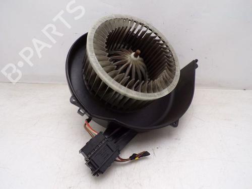 Varmeblæser VW POLO V (6R1, 6C1) 1.4 (6R1) (85 hp) 31071502