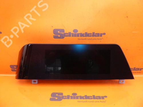 Display BMW 3 Touring (G21, G81) 318 i (156 hp) 32642504