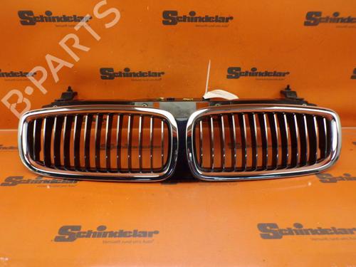 Used Grille BMW 7 (E65, E66, E67) 745 d (300 hp) 32645496
