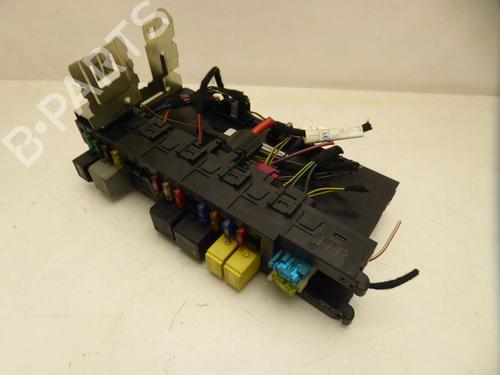 Used Fuse box Fuse box MERCEDES-BENZ C-CLASS T-Model (S203) C 200 Kompressor (203.242) (163 hp) 33155826 33155826