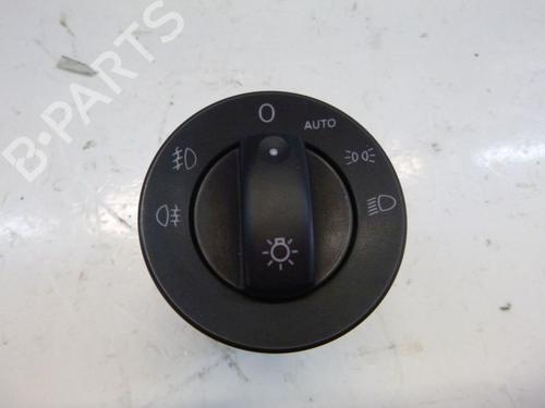 Used Headlight switch SEAT EXEO ST (3R5) 2.0 TDI (170 hp) 24385179