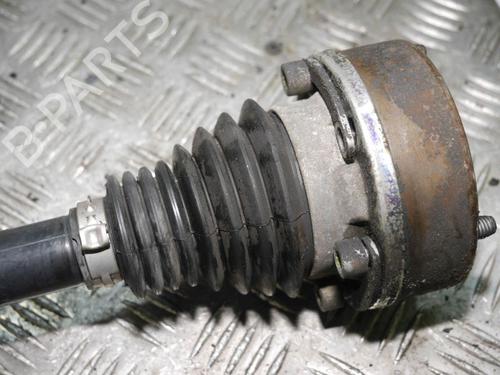 Drivaksel fortil venstre VW TOURAN (1T1, 1T2) 1.4 TSI | BP29827764M38 