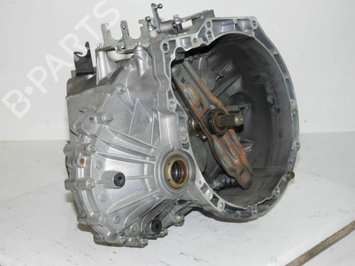 Używane Skrzynia biegów MINI MINI (R56) One D (90 hp) 32825954