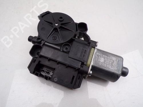 Used Right rear window motor Right rear window motor VW POLO V (6R1, 6C1) 1.2 TSI (90 hp) 33892482 33892482