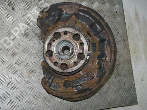 right-rear-steering-knuckle-mercedes-benz-c-class-t-model-s204-2007-2008-2009-2010-2011-2012-2013-2014-35997244 main image