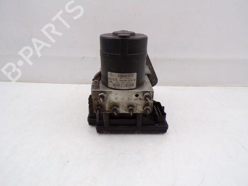 Used ABS pump MERCEDES-BENZ CLK (C208) CLK 230 Kompressor (208.347) (193 hp) 32651483