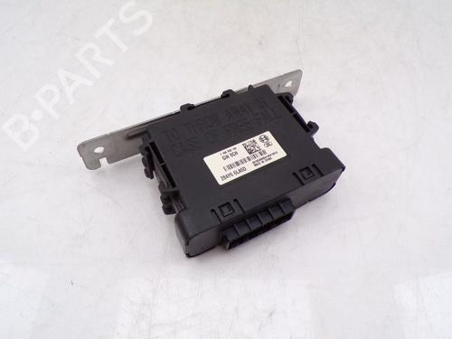 Used Control unit RENAULT ARKANA I (LCM_, LDN_) 1.3 TCe 140 (LDN0) (140 hp) 32652179