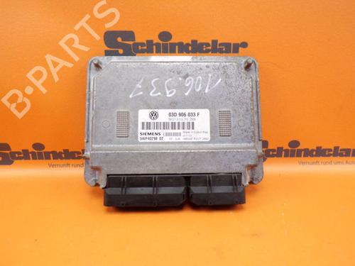 Used Engine control unit (ECU) VW POLO IV (9N_, 9A_) 1.2 (54 hp) 32640843