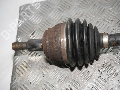 Drivaksel fortil venstre VW GOLF IV (1J1) 1.6 16V | BP29827767M38 