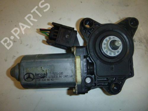 Right front window motor MERCEDES-BENZ S-CLASS (W220) S 320 CDI (220.026, 220.126) | BP24384466E20 