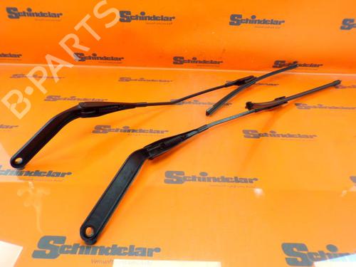 Used Front windshield wiper arm BMW X1 (E84) xDrive 25 d (218 hp) 24392782