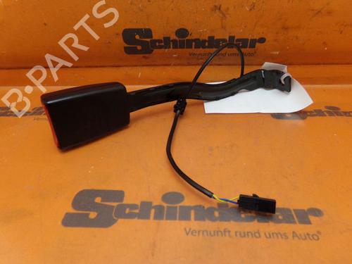 Used Seat buckle VW GOLF V Variant (1K5) 1.9 TDI (105 hp) 25016914