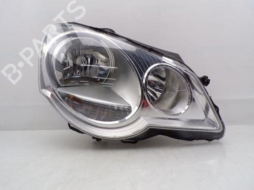 Used Right headlight VW POLO IV (9N_, 9A_) 1.2 (60 hp) 32004745