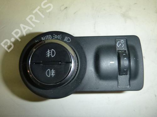Hovedlysbryter OPEL INSIGNIA A (G09) 2.0 Biturbo CDTI (68) (195 hp) 32826998