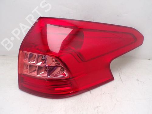 Used Right taillight Right taillight CITROËN C5 III Break (RW_) 1.6 HDi 110 (112 hp) 33684970 33684970