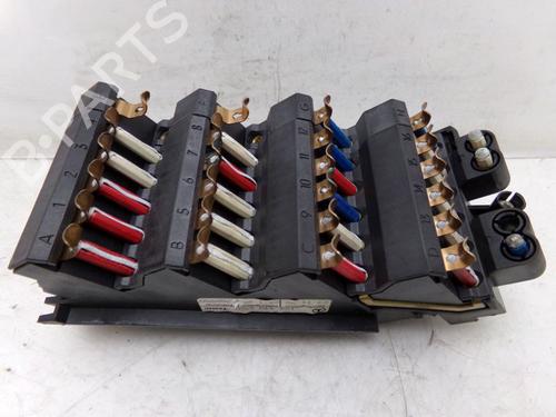 Used Fuse box MERCEDES-BENZ E-CLASS T-Model (S124) E 200 T (124.079) (136 hp) 30521891