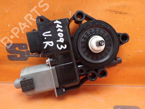 right-front-window-motor-kia-ceed-sportswagon-cd-2018-32835692 main image